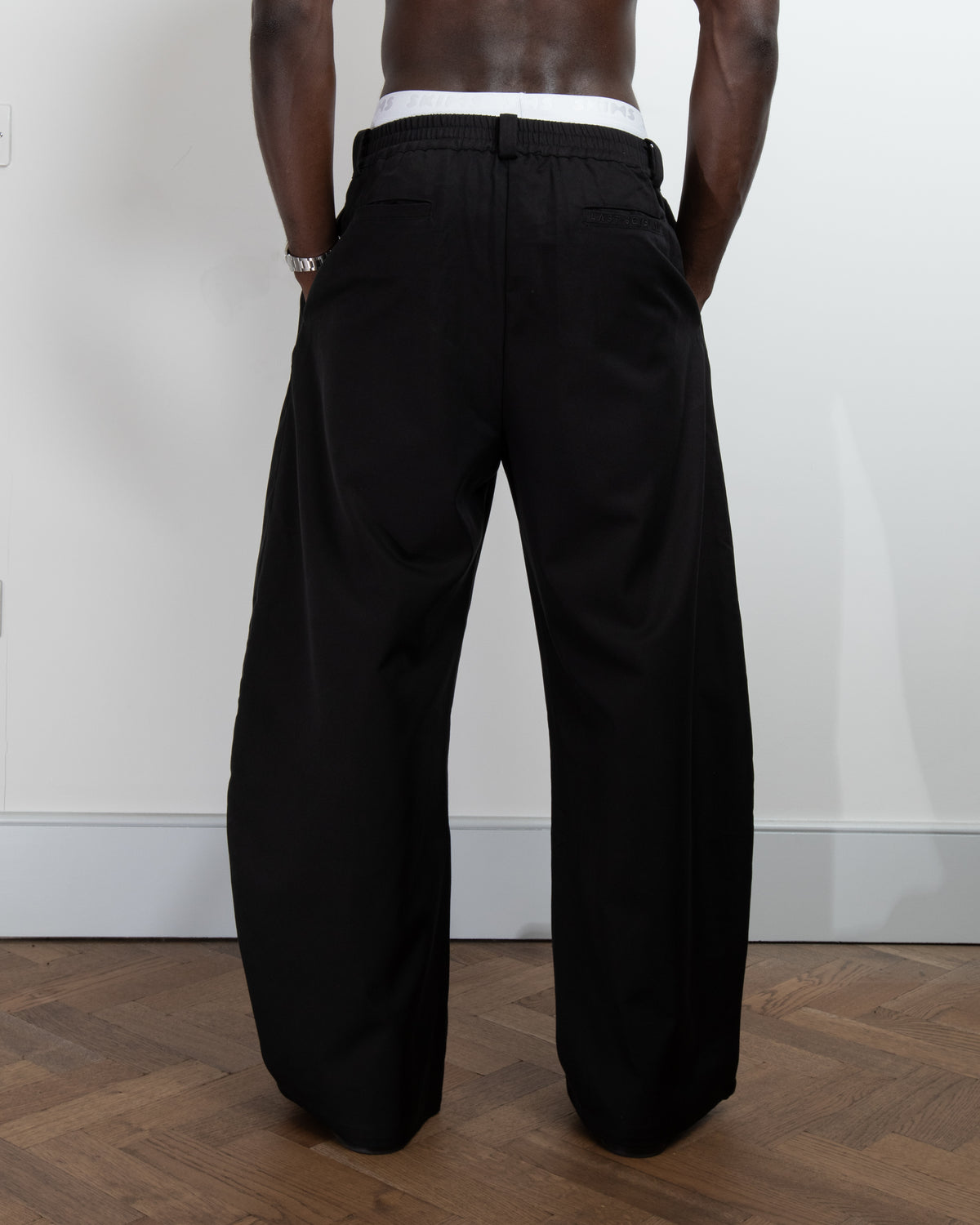 PLEATED SHADOW PANT V2