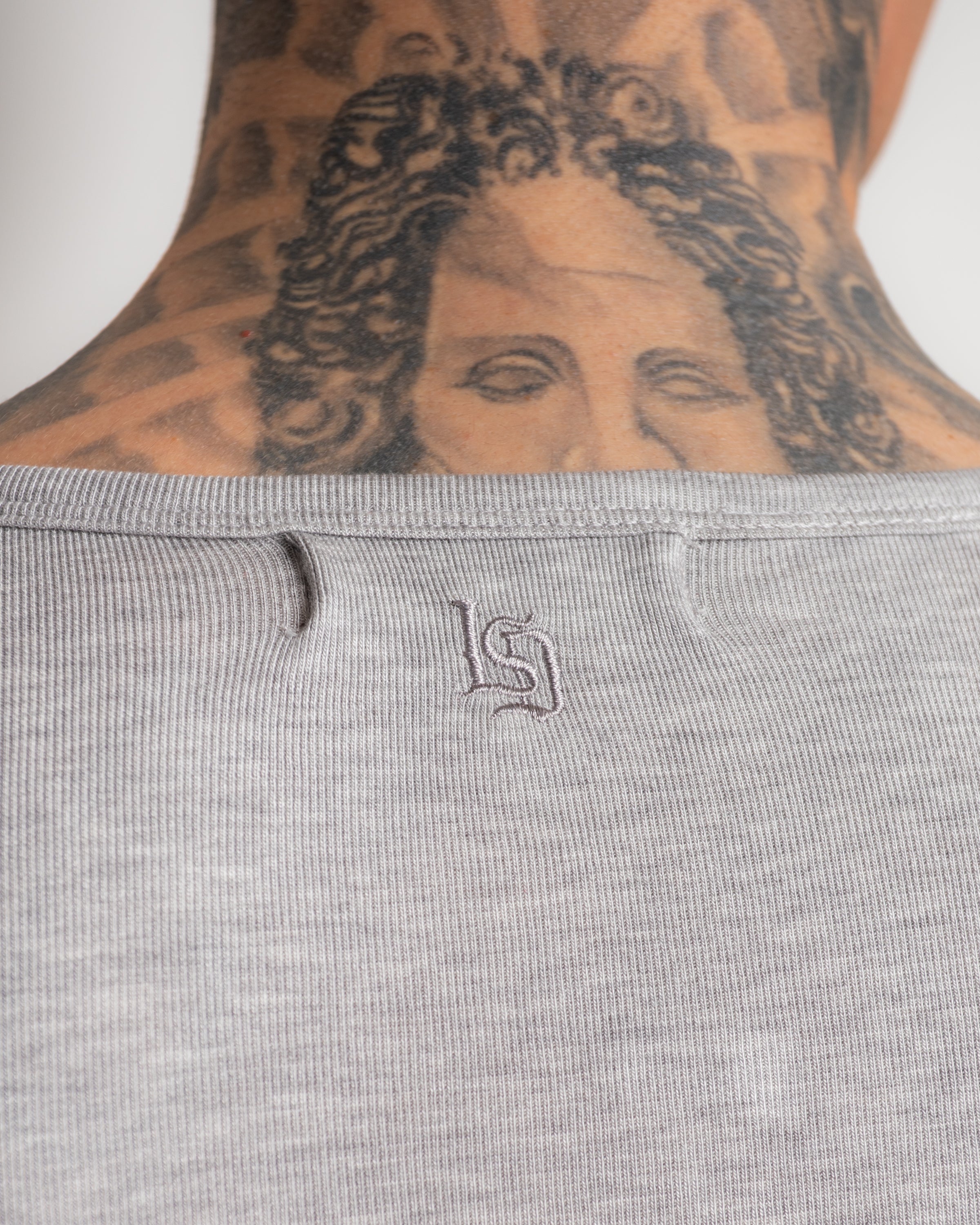 SMOKE HENLEY