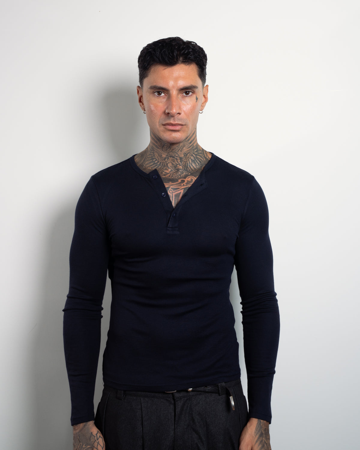 NAVY HENLEY