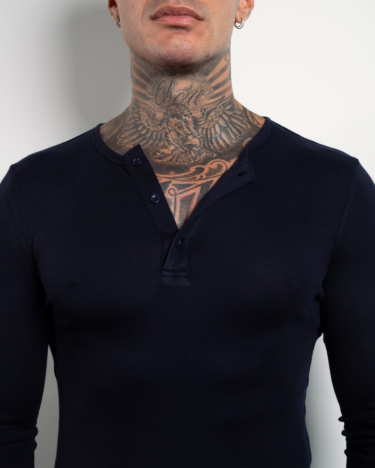 NAVY HENLEY