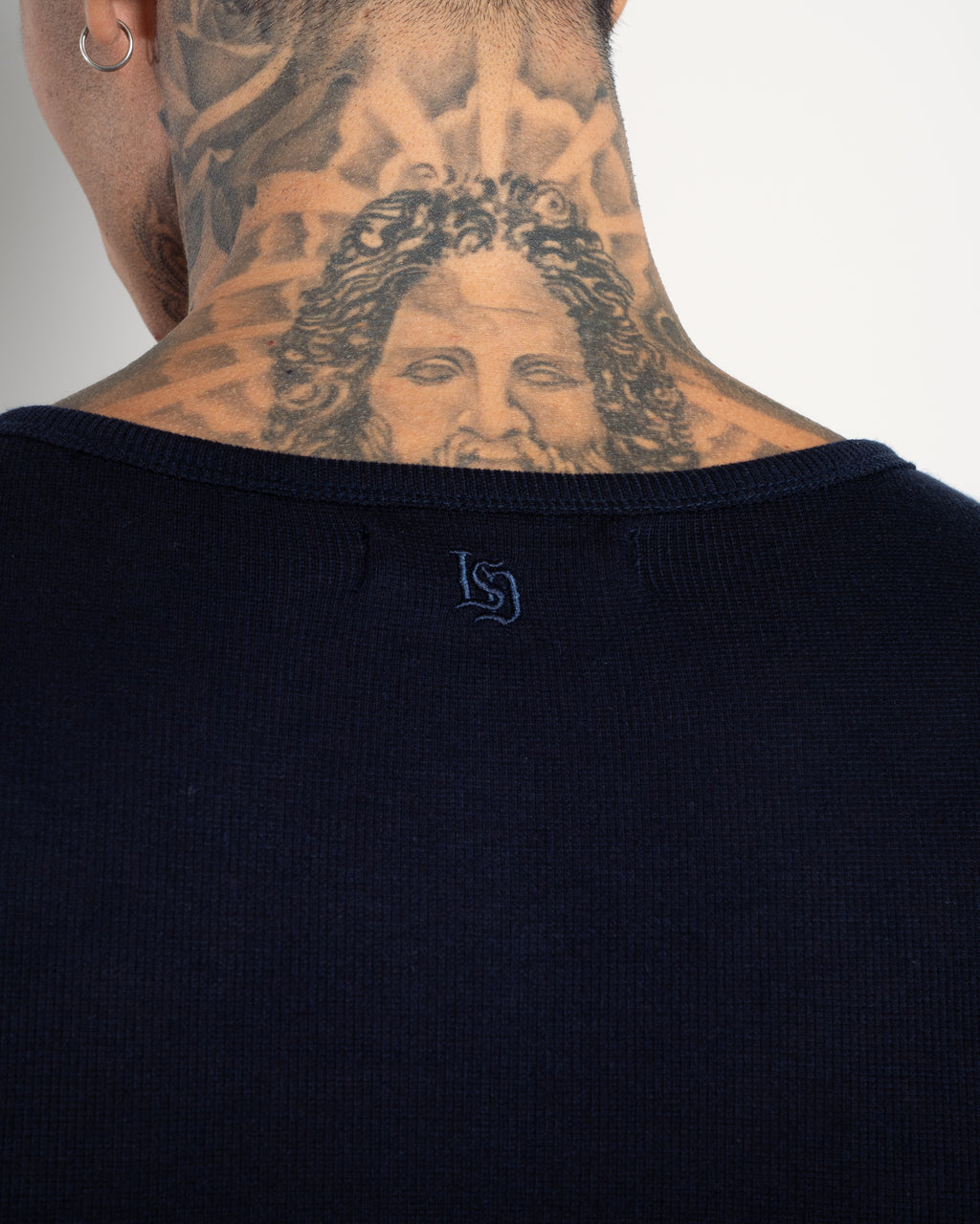 NAVY HENLEY