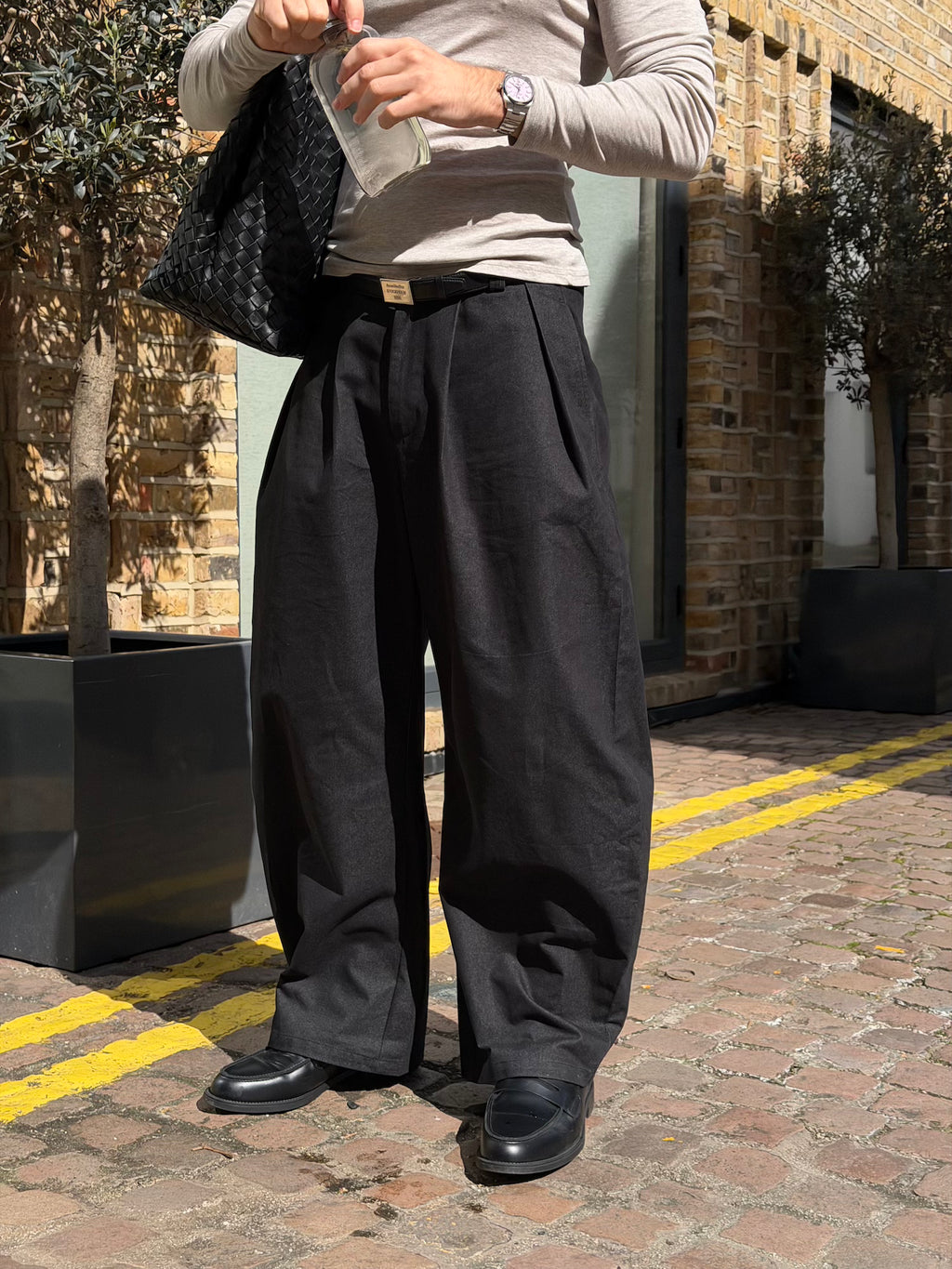 PLEATED SHADOW PANT