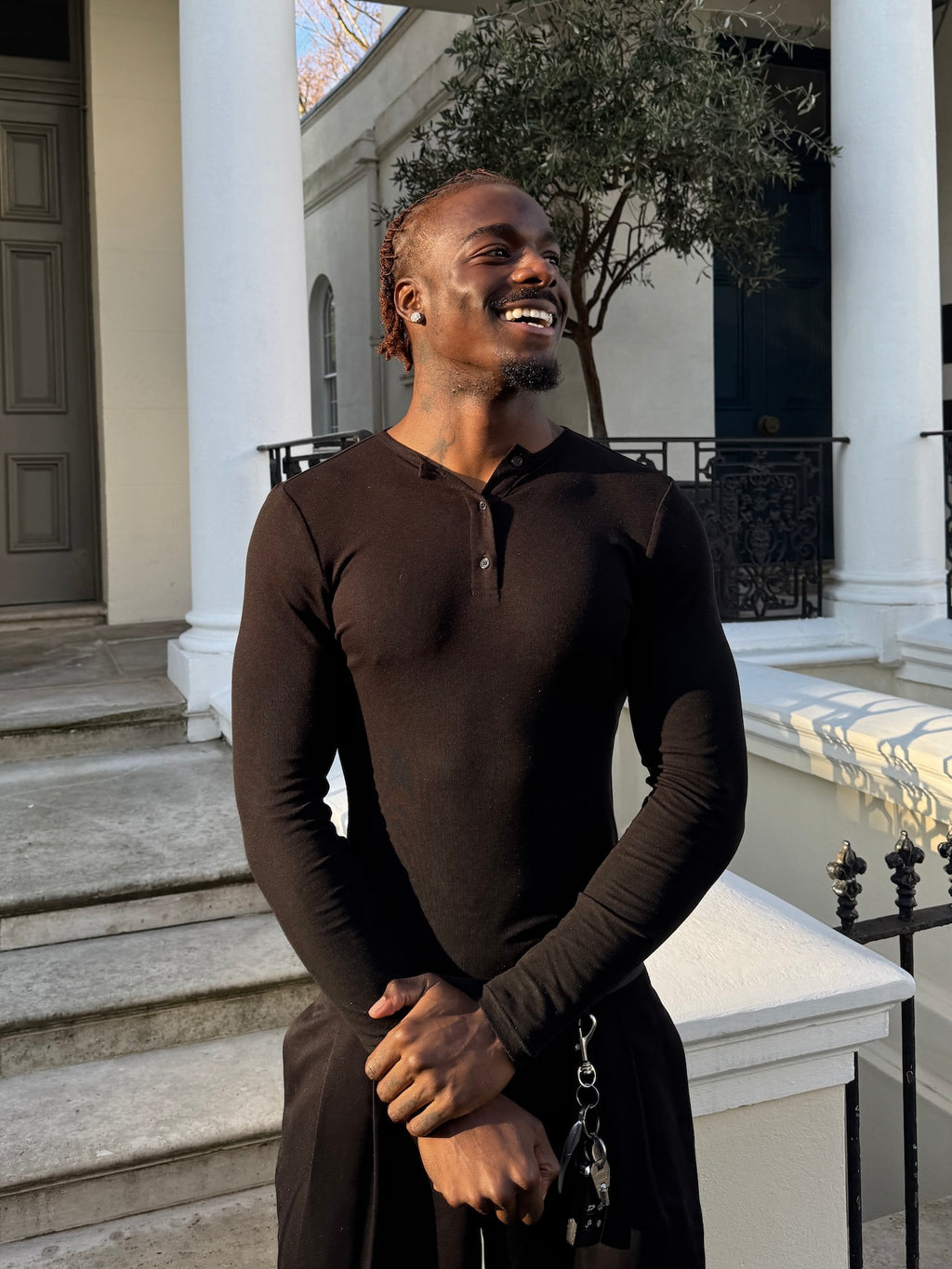 NOIR HENLEY