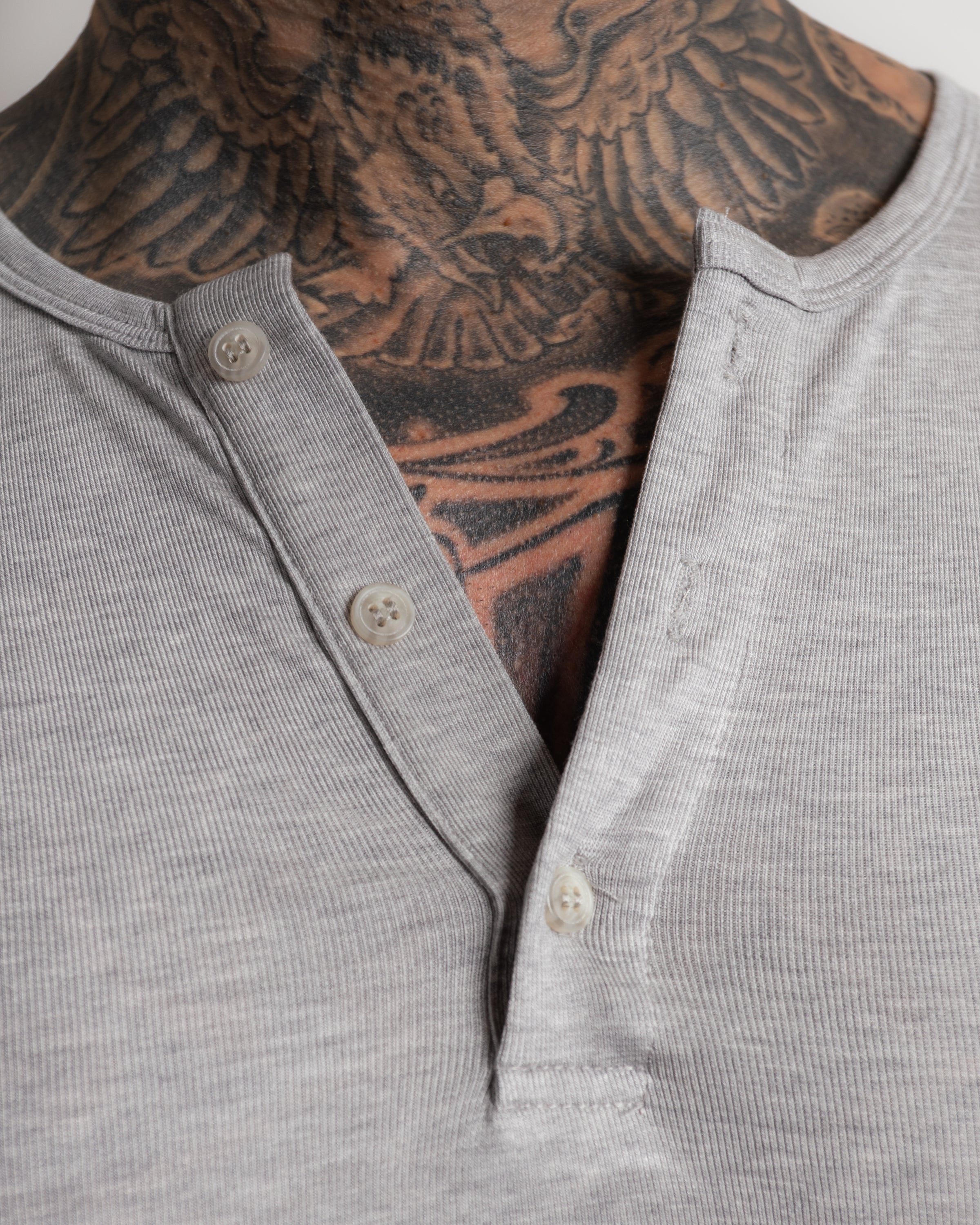 SMOKE HENLEY