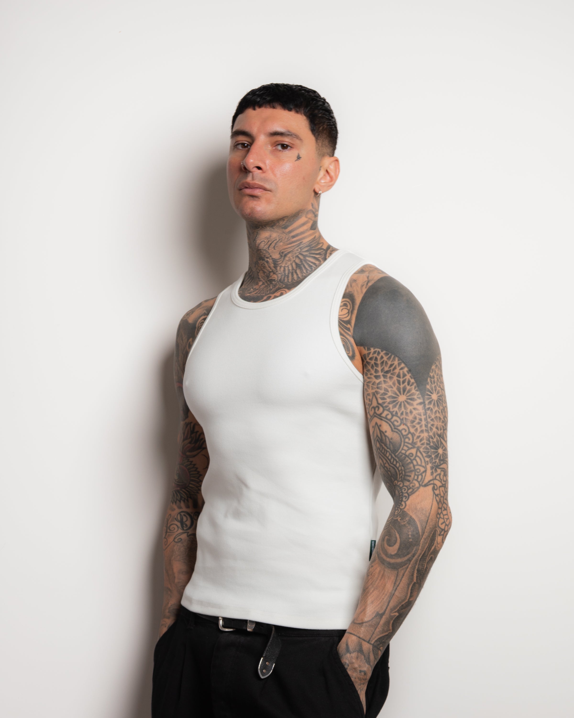 IVORY HEAVYWEIGHT TANK
