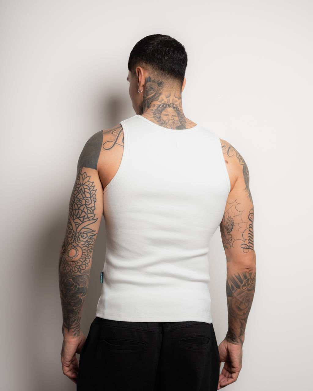 IVORY HEAVYWEIGHT TANK