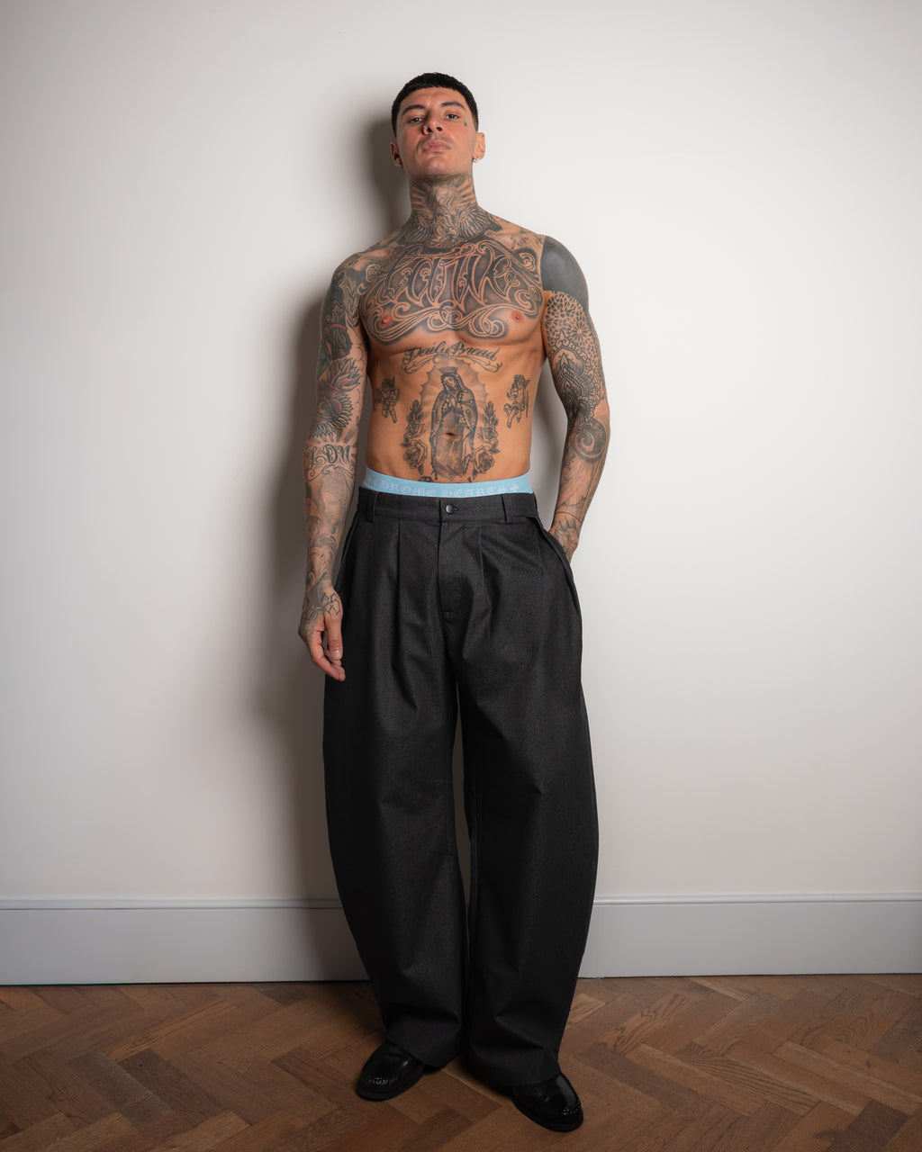 PLEATED SHADOW PANT