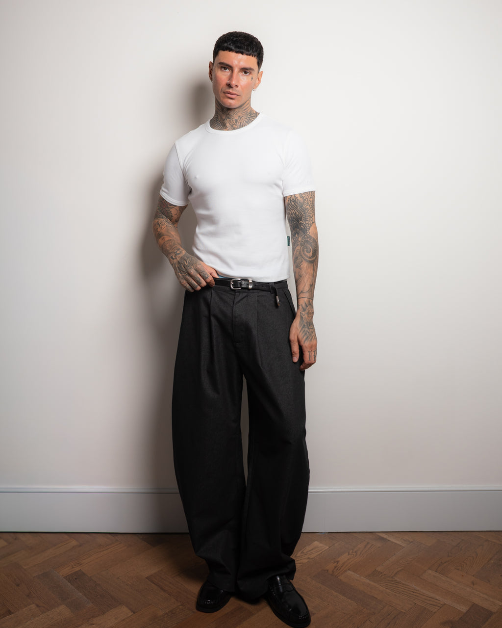 IVORY FITTED T-SHIRT