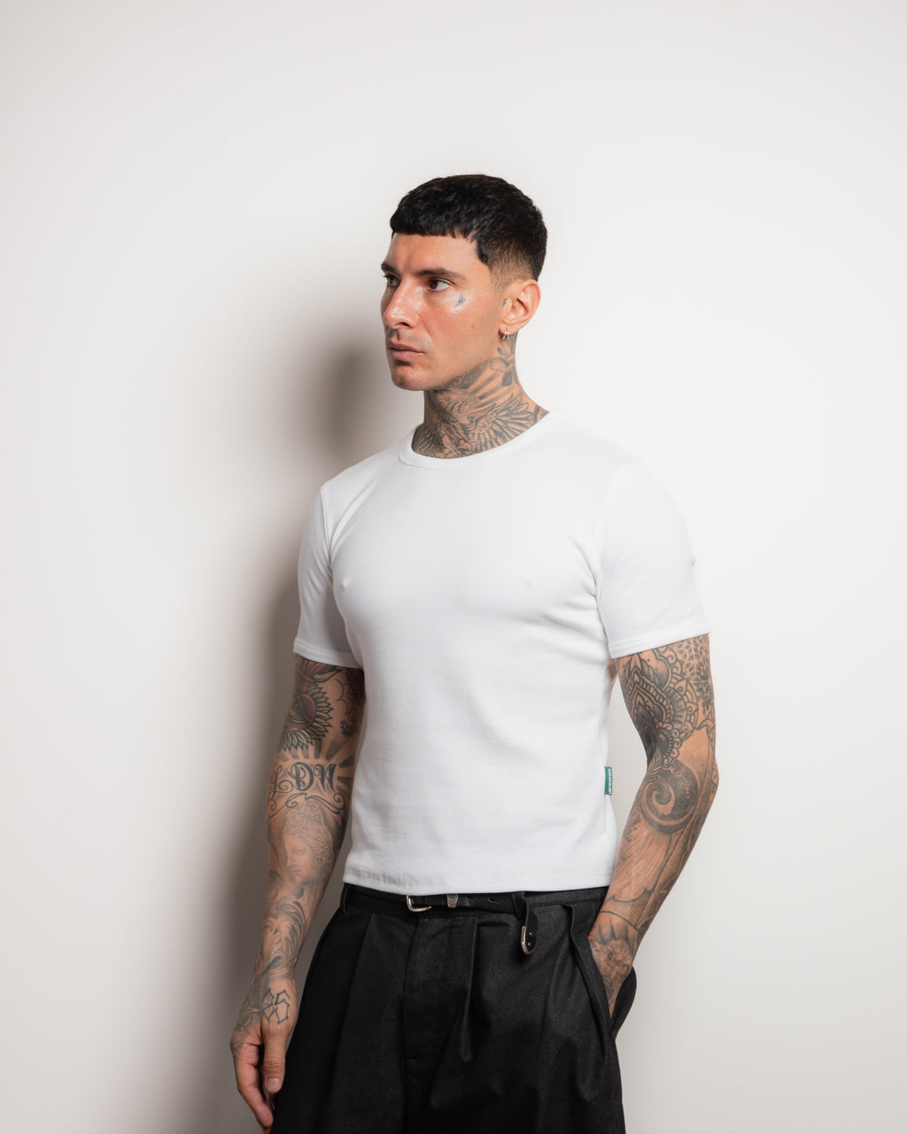 IVORY FITTED T-SHIRT