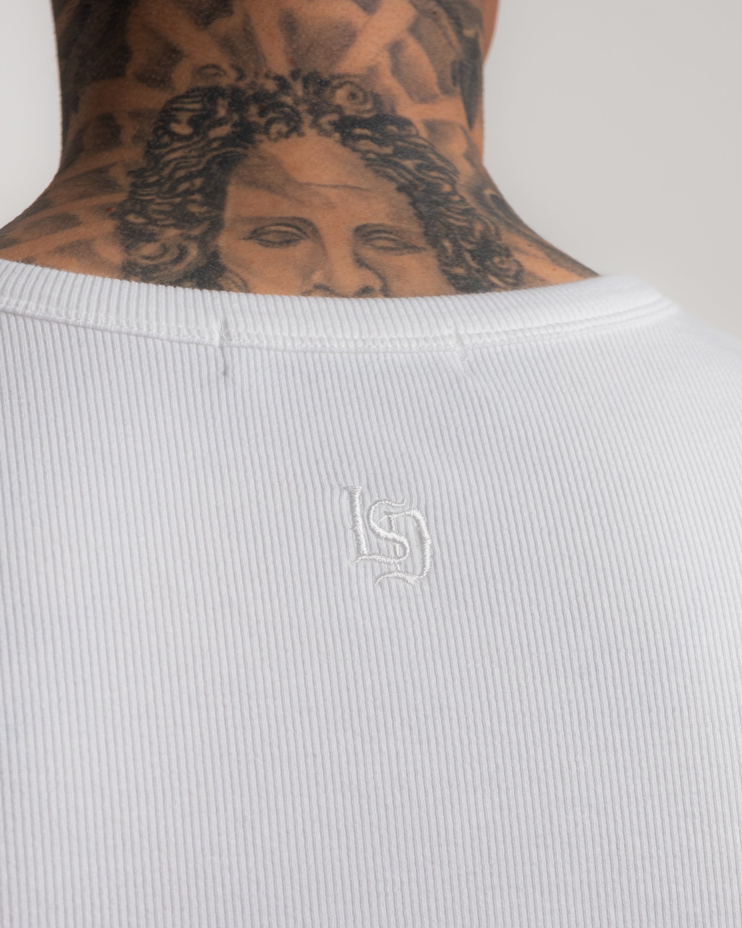 IVORY FITTED T-SHIRT