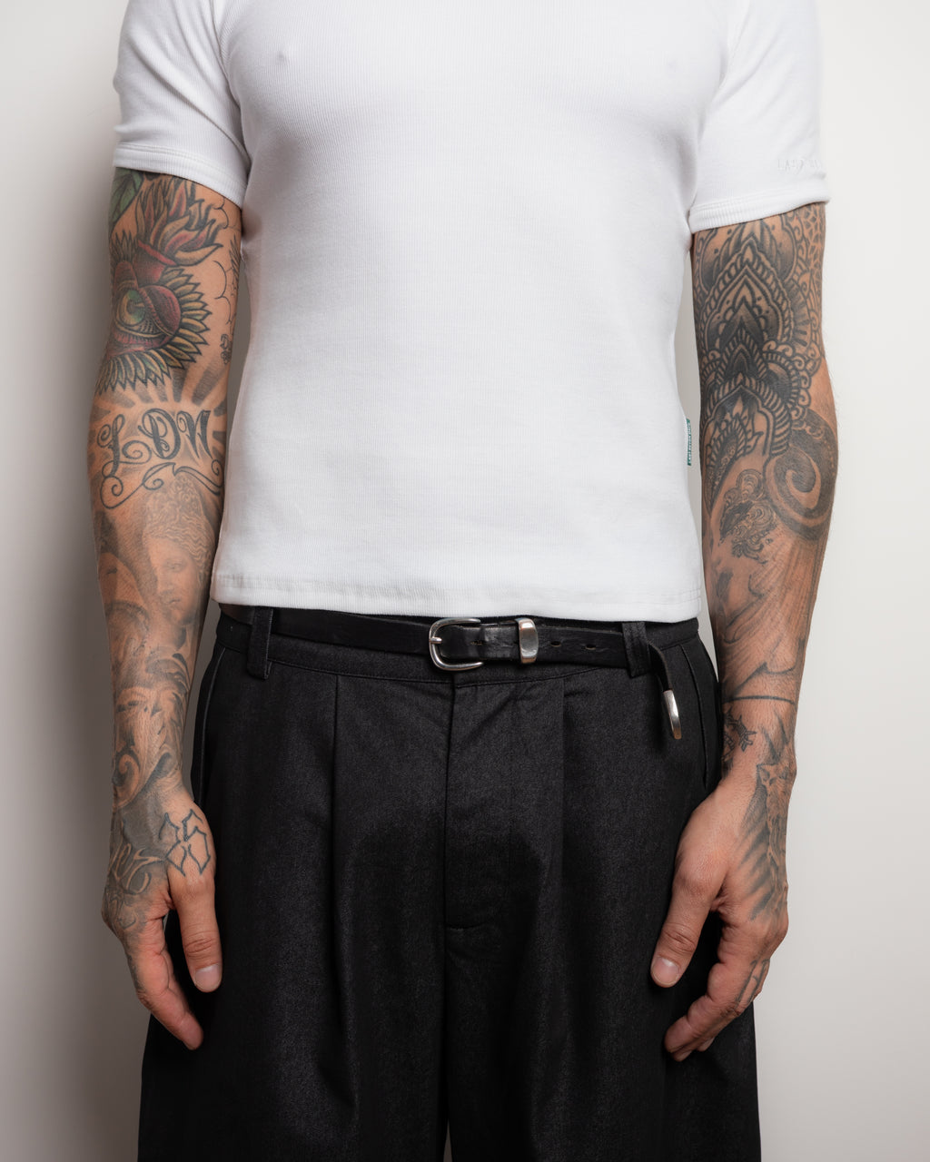 IVORY FITTED T-SHIRT
