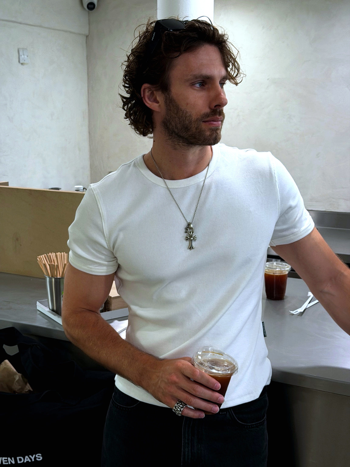 IVORY FITTED T-SHIRT